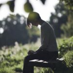 Menutup Hari dengan Lembut: Cara Sederhana Menikmati Malam yang Tenang